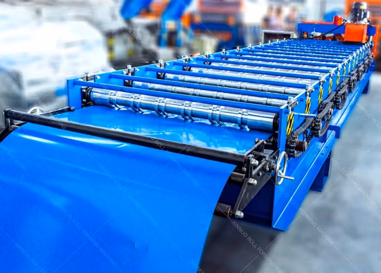 温室に弾性ワイヤーと温室フィルムを設置するための金属ロック付き自動成形ローラー